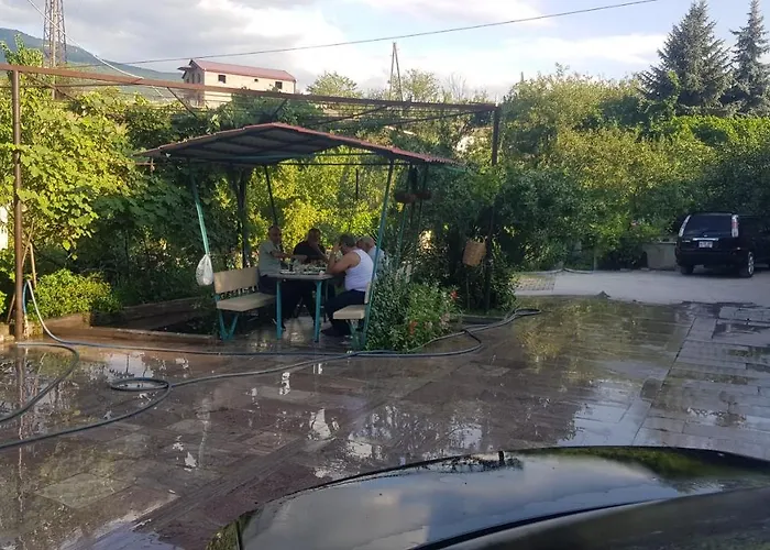 Gishyan House